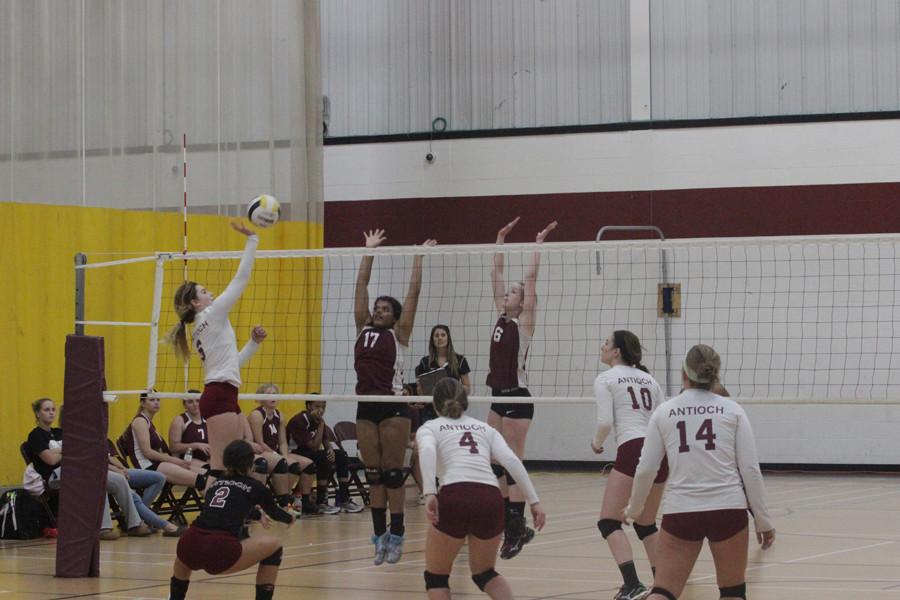 Girls Volleyball Takes Down Zion-Benton