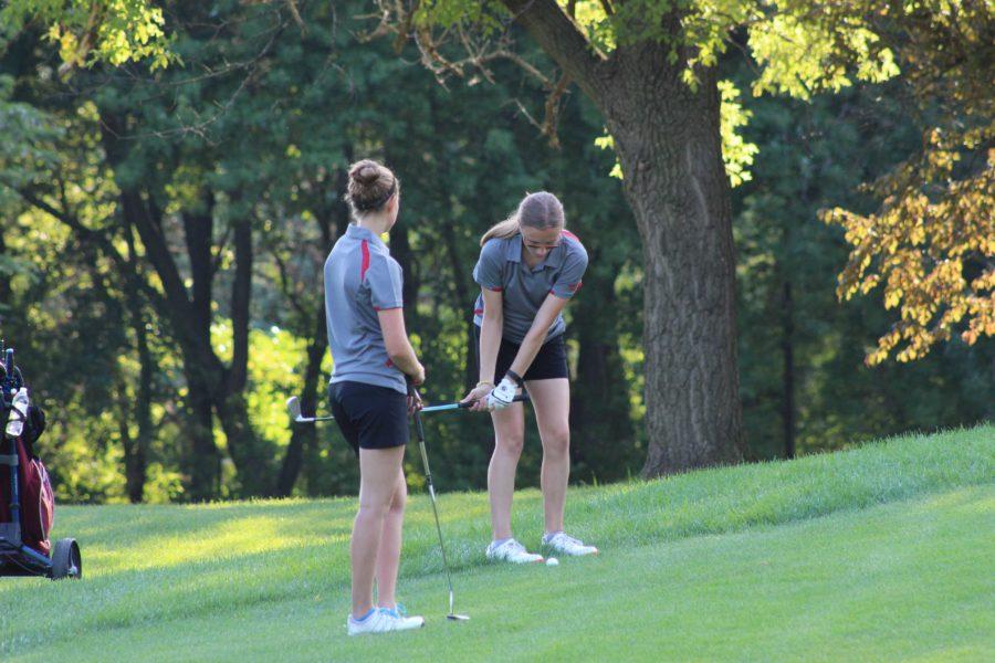 Lady Sequoits Golf Win Their First Match