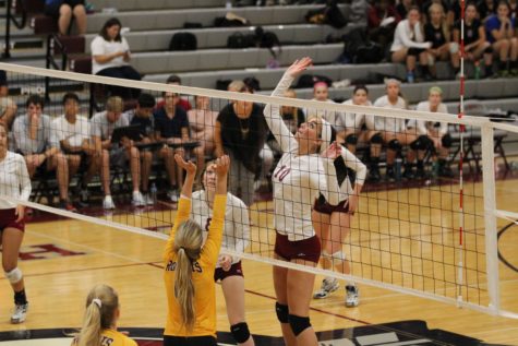 Sequoits Volleyball Starts their Season Strong