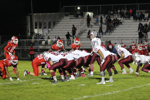Sequoits Move to 8-0