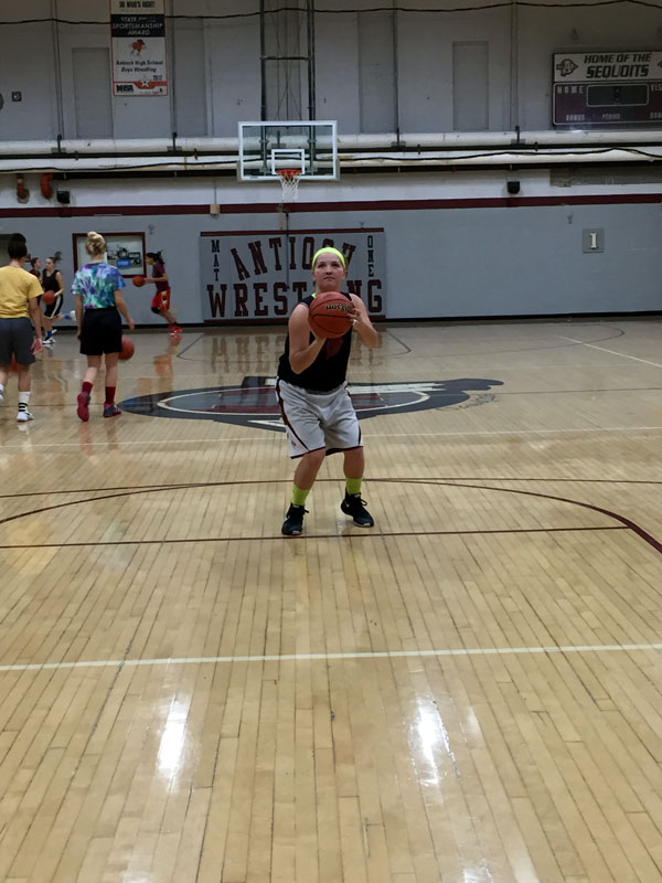 Freshman Nayla Loos shooting a free throw during her practice on Wednesday, November 9 for the JV girls basketball team.