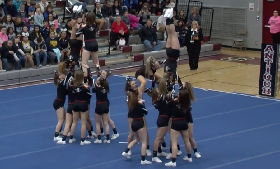 Cheerleading Heads Towards State
