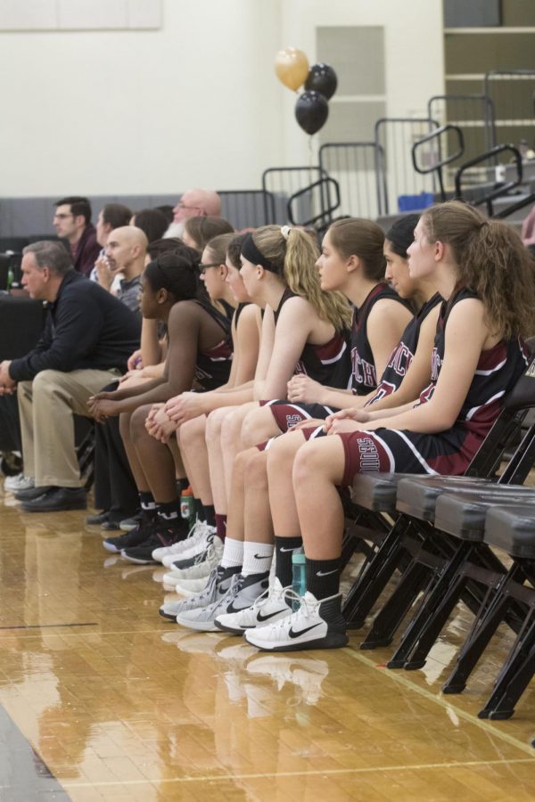Sequoits Girls Basketball Loses to the Knights