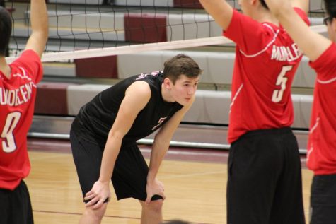 Boys Volleyball Falls to Mundelien