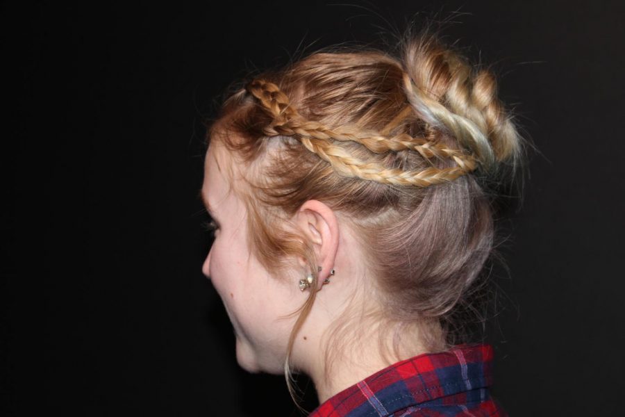 Trendy Hairstyles to Try For Prom