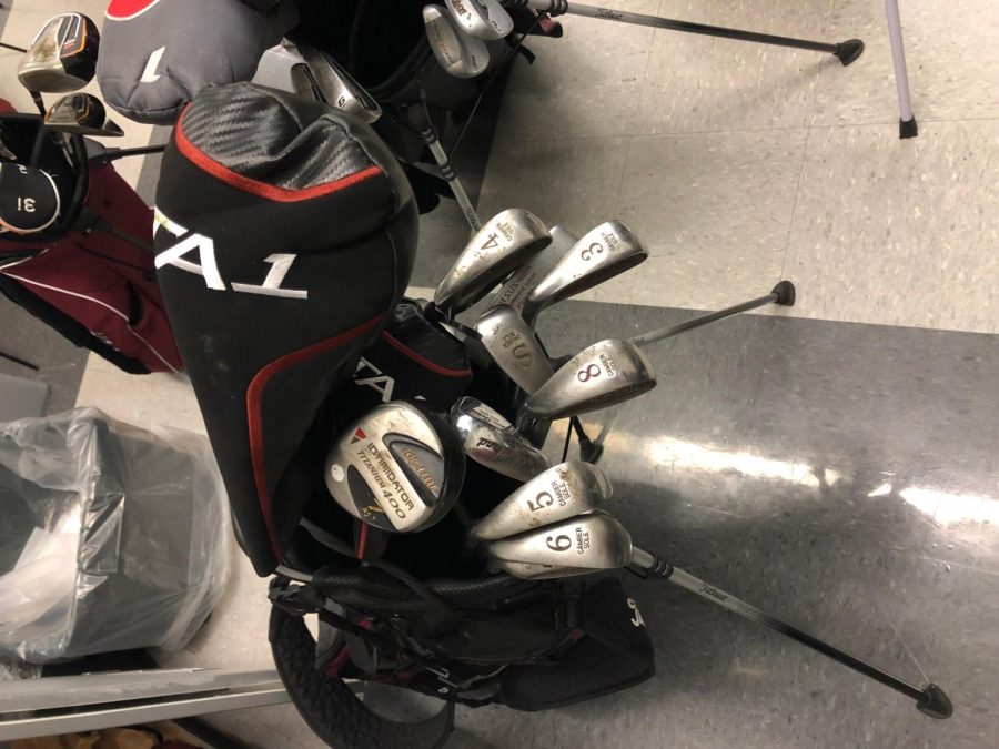 Whats In Your Bag: Boys Golf