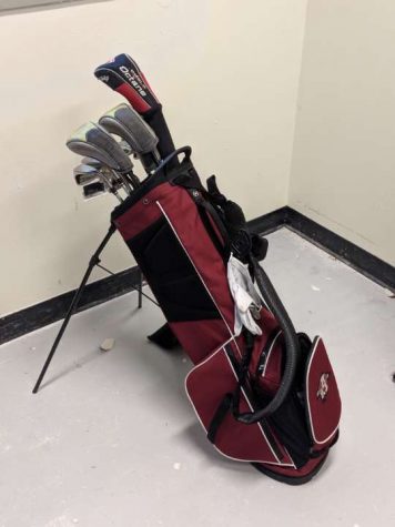 Whats In Your Bag: Boys Golf