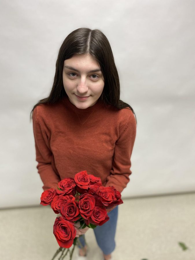 During the third week, Webster took Victoria Paul on her first individual date. They took a trip to Websters hometown to meet his family. At the end of the date, Paul received a rose. 
