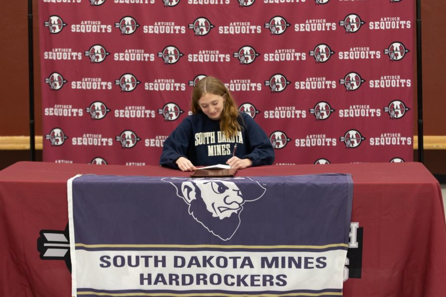 Hannah Benes committed to South Dakota School of Mines and Technology to major in computer science. Benes is playing volleyball at the South Dakota School of Mines and Technology.