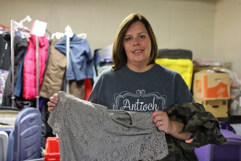 Antioch Traveling Closet helps community members in need