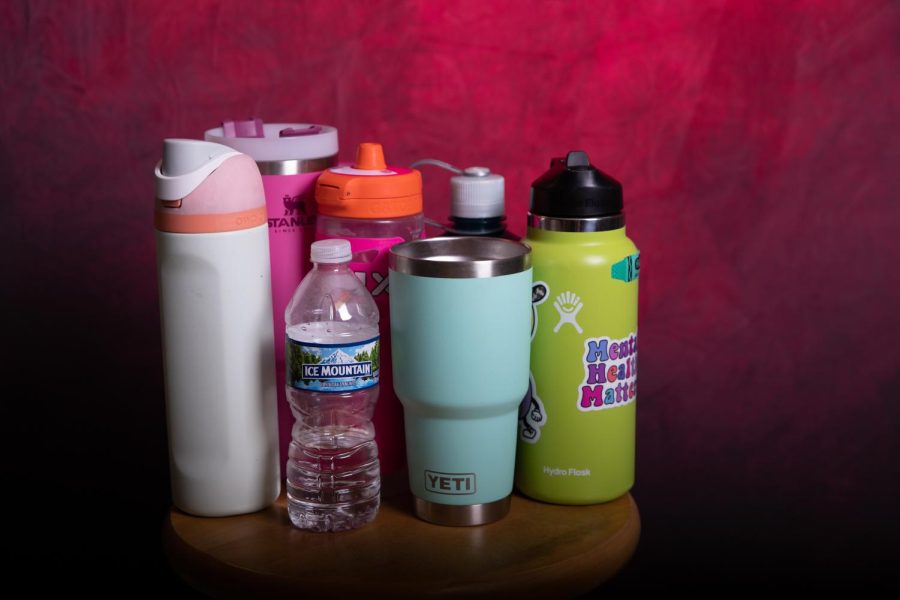Everybody+uses+a+different+water+bottle%2C+but+what+does+that+say+about+them%3F